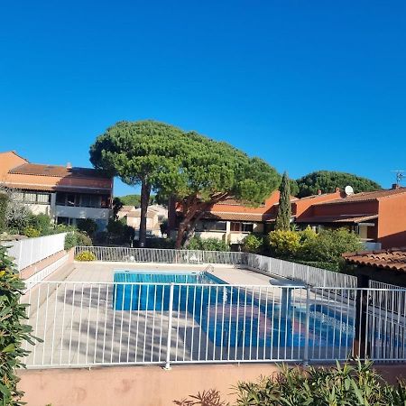Charmant Studio Lumineux Avec Piscine Fréjus Zewnętrze zdjęcie